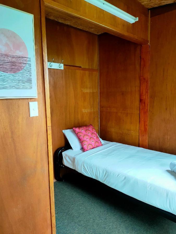 Gumnut Glen Cabins Yeppoon Exterior foto